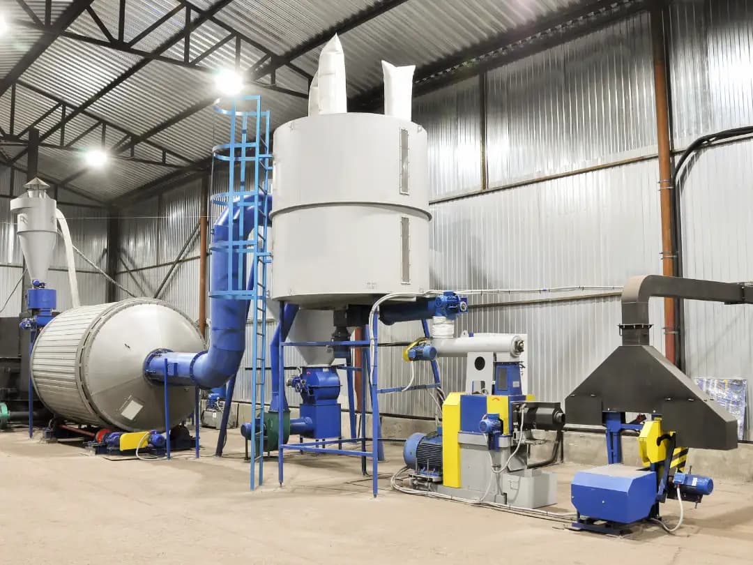 Линия брикетирования Pini & kay — промышленное оборудование КировБелМаш Линия брикетирования Pini & kay — Суслонгер (Республика Марий Эл)